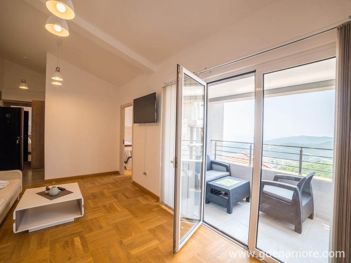 Apartmani ''B-Elite'', private accommodation in city Jaz, Montenegro - 2lss0ftw