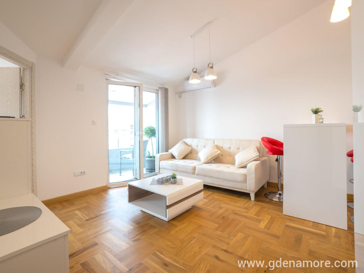 Apartmani ''B-Elite'', private accommodation in city Jaz, Montenegro - h9kvDLDg