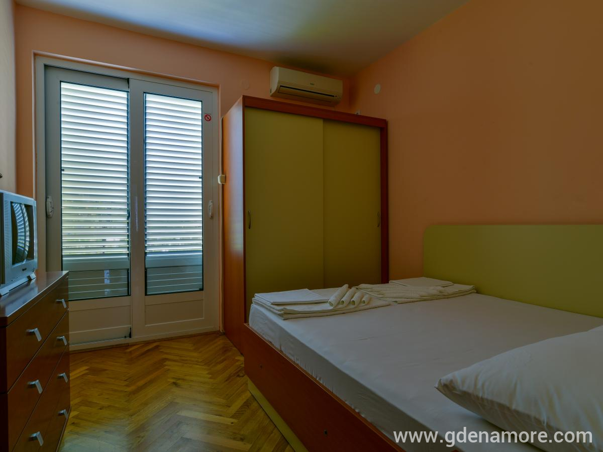 Rom og leiligheter Davidovic, privat innkvartering i sted Petrovac, Montenegro - DUS_1250