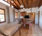 Ases House, private accommodation in city Ormos Panagias, Greece