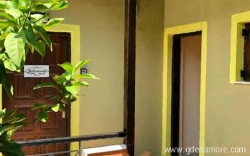 Appartamenti Balconaki, alloggi privati a Vourvourou, Grecia