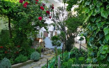 Комнаты Криссулы, Частный сектор жилья Метаморфоси, Греция