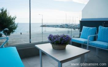 &Pi;&omicron;&lambda;&upsilon;&tau;&epsilon;&lambda;ή &Delta;&iota;&alpha;&mu;&epsilon;&rho;ί&sigma;&mu;&alpha;&tau;&alpha; Costa Domus Blue, &epsilon;&nu;&omicron;&iota;&kappa;&iota;&alpha;&zeta;ό&mu;&epsilon;&nu;&alpha; &delta;&omega;&mu;ά&tau;&iota;&alpha; &sigma;&tau;&omicron; &mu;έ&rho;&omicron;&sigmaf; Nikiti, Greece