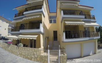 Dimi Apartments, Mag&aacute;n sz&aacute;ll&aacute;s a k&ouml;zs&eacute;gben Metamorfosi, G&ouml;r&ouml;gorsz&aacute;g