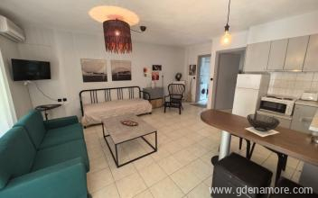 Elena 2 Apartman, Mag&aacute;n sz&aacute;ll&aacute;s a k&ouml;zs&eacute;gben Kavala, G&ouml;r&ouml;gorsz&aacute;g