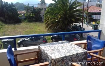 Camere Eystratios, alloggi privati a Sarti, Grecia