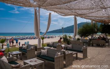 Penelope apartmanja, Mag&aacute;n sz&aacute;ll&aacute;s a k&ouml;zs&eacute;gben Skala Potamia, G&ouml;r&ouml;gorsz&aacute;g