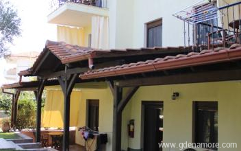 Marianthi Studios, zasebne nastanitve v mestu Vourvourou, Grčija