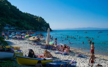 Saj&aacute;t Afitos erk&eacute;lyes apartmanom, Mag&aacute;n sz&aacute;ll&aacute;s a k&ouml;zs&eacute;gben Afitos, G&ouml;r&ouml;gorsz&aacute;g