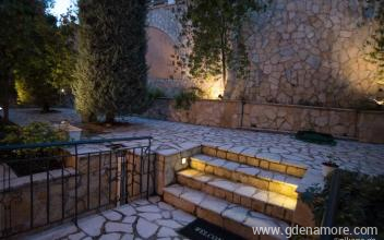 Hotel Oasis, alojamiento privado en Nidri, Grecia