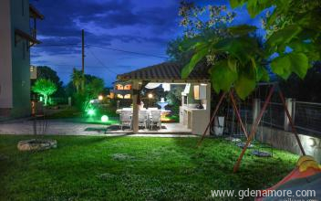 Summer Senses Apartments, private accommodation in city Vourvourou, Greece