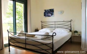 Az Alkyon H&aacute;za Apartmanok, Mag&aacute;n sz&aacute;ll&aacute;s a k&ouml;zs&eacute;gben Toroni, G&ouml;r&ouml;gorsz&aacute;g