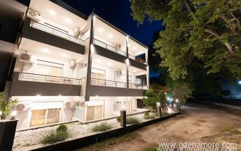 Letovi&scaron;če Kipos, zasebne nastanitve v mestu Nea Peramos, Grčija