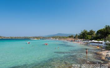 Ases 2 House, private accommodation in city Ormos Panagias, Greece