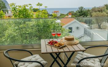 Apartments Via Mare, private accommodation in city Buljarica, Montenegro
