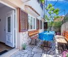 Apartamentos Mariza, alojamiento privado en Cres, Croacia