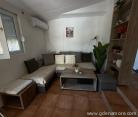 Cozy Home , Частный сектор жилья Будва, Черногория