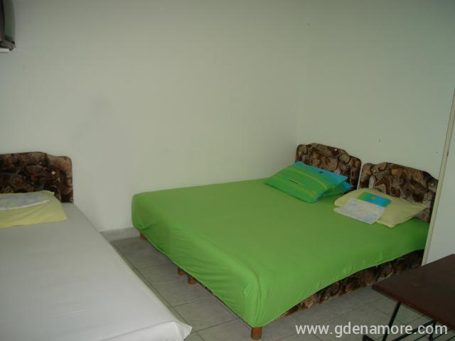 Apartman 2 -ban Apartman Aleksandra, Magán szállás a községben Sutomore, Montenegró