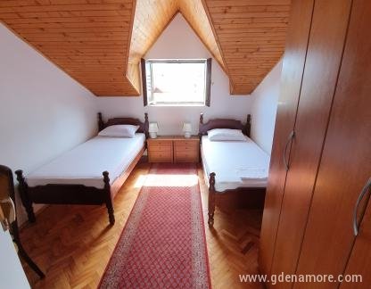 Apartamentos Luka, , alojamiento privado en Budva, Montenegro - 20210719_153340
