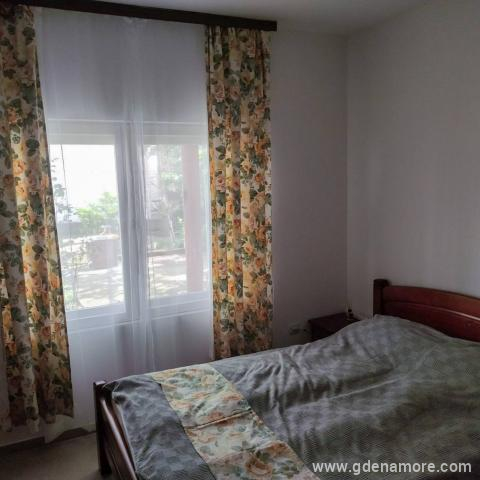 Sveti Stefan i Mima &amp; Bane Klac, privat innkvartering i sted Budva, Montenegro