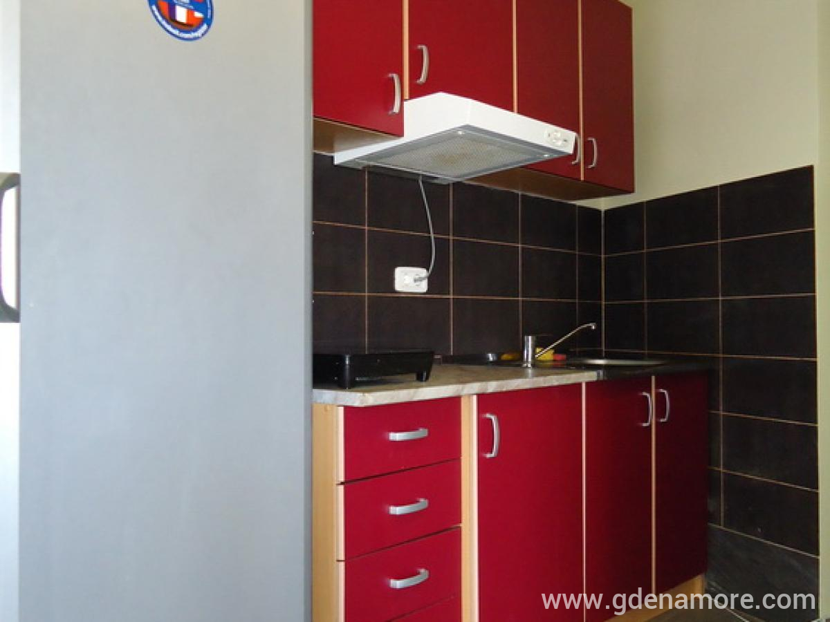 Apartmani u Bečićima, Privatunterkunft im Ort Bečići, Montenegro