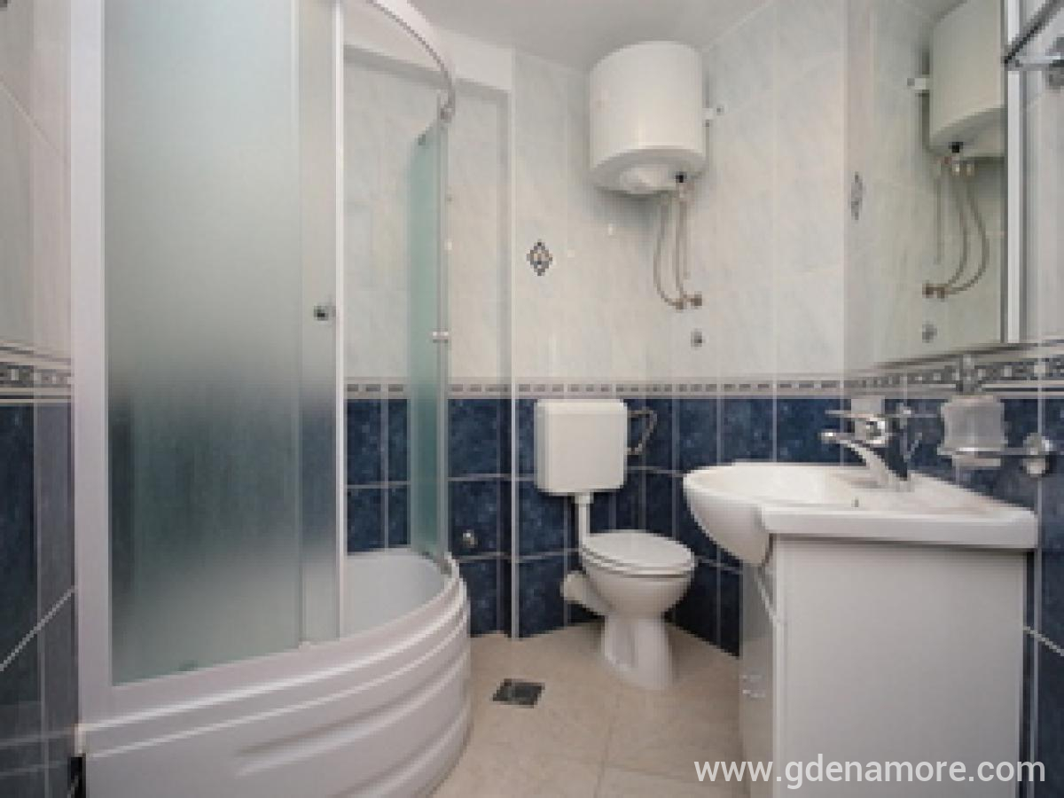 Ferienwohnungen Frane, Privatunterkunft im Ort Brač, Kroatien - Apartman 1