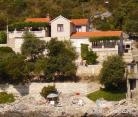 Апартамент "Ана", частни квартири в града Korčula, Хърватия