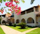 Villa Phoenix Apartments & Studios, частни квартири в града Zakynthos, Гърция