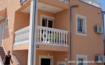 apartments in Vodice, private accommodation in city Vodice, Croatia