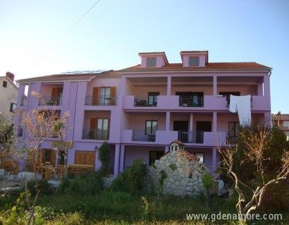 Villa Lavender, private accommodation in city Cres, Croatia