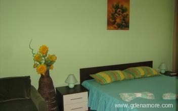 RELAX, private accommodation in city Albena, Bulgaria