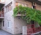 Apartmaji ANA, zasebne nastanitve v mestu Makarska, Hrvaška