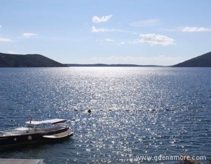 Apartmani Vujovic, Magán szállás a községben Zelenika, Montenegr&oacute;