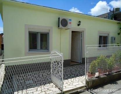 kuca , Частный сектор жилья Сутоморе, Черногория