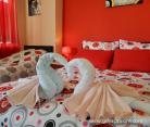 DE LUXE APARTMANE -CENTAR OHRID(pored jezera), alloggi privati a Ohrid, Macédoine