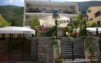 Apartments Anna-Stoliv, private accommodation in city Prčanj, Montenegro