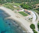 Monopetro Apartments, private accommodation in city Sithonia, Greece