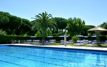 La Serra Holiday Village & Beach Resort, privatni smeštaj u mestu Baia Domizia, Italija