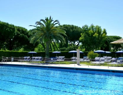 La Serra Holiday Village &amp; Beach Resort, частни квартири в града Baia Domizia, Италия
