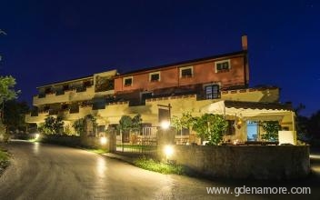 Dante's Maisonettes, zasebne nastanitve v mestu Zakynthos, Grčija