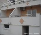 APARTMANI STANIČIĆ, privatni smeštaj u mestu Baška Voda, Hrvatska