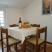 Leiligheter 99-Kumbor, privat innkvartering i sted Kumbor, Montenegro