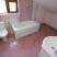 Apartmani Tre Sorelle, privatni smeštaj u mestu Kumbor, Crna Gora - kupatilo