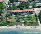 Anna Karra Studios & Apartments, private accommodation in city Sithonia, Greece