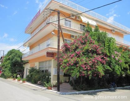 Iliadis House, alloggi privati a Sarti, Grecia