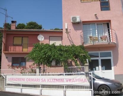 Apartamento Dina 2, alojamiento privado en Pula, Croacia