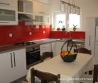 Apartamento Radic, alojamiento privado en Baška Voda, Croacia