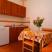 IZNAJMLJUJEM APARTMANE I SOBE U IGALU, private accommodation in city Igalo, Montenegro