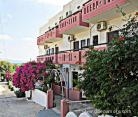 Apokoros Family Hotel Apt, частни квартири в града Crete, Гърция