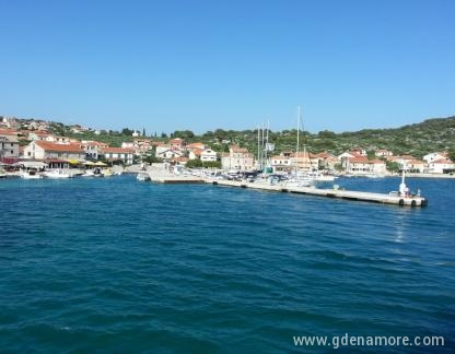 Apartma Adriatic, zasebne nastanitve v mestu Kaprije, Hrva&scaron;ka - Kaprije